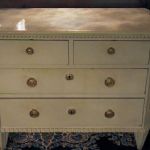 26 8024 CHEST OF DRAWERS
